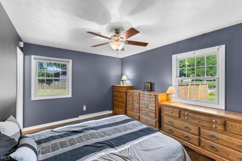 586 Brookpark Drive Cuyahoga Falls OH 44223