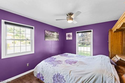586 Brookpark Drive Cuyahoga Falls OH 44223