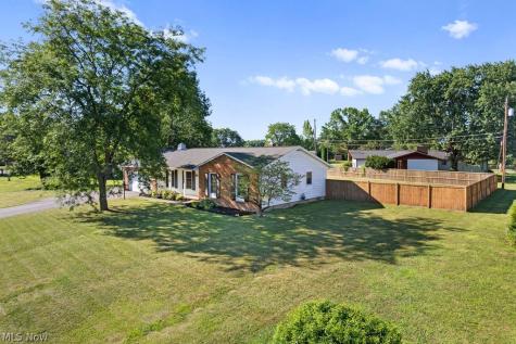 586 Brookpark Drive Cuyahoga Falls OH 44223
