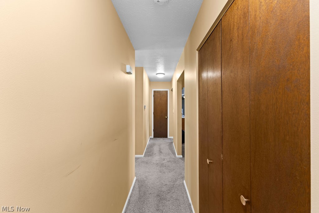 586 Brookpark Drive Cuyahoga Falls OH 44223