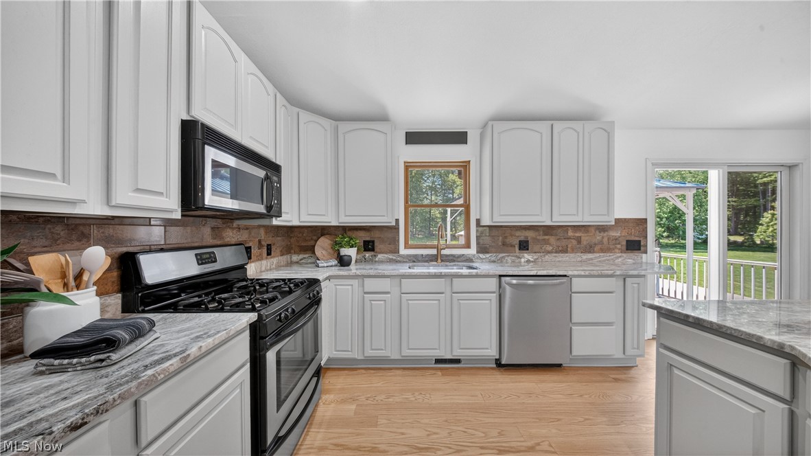 10142 Hillcrest Road Kirtland OH 44094