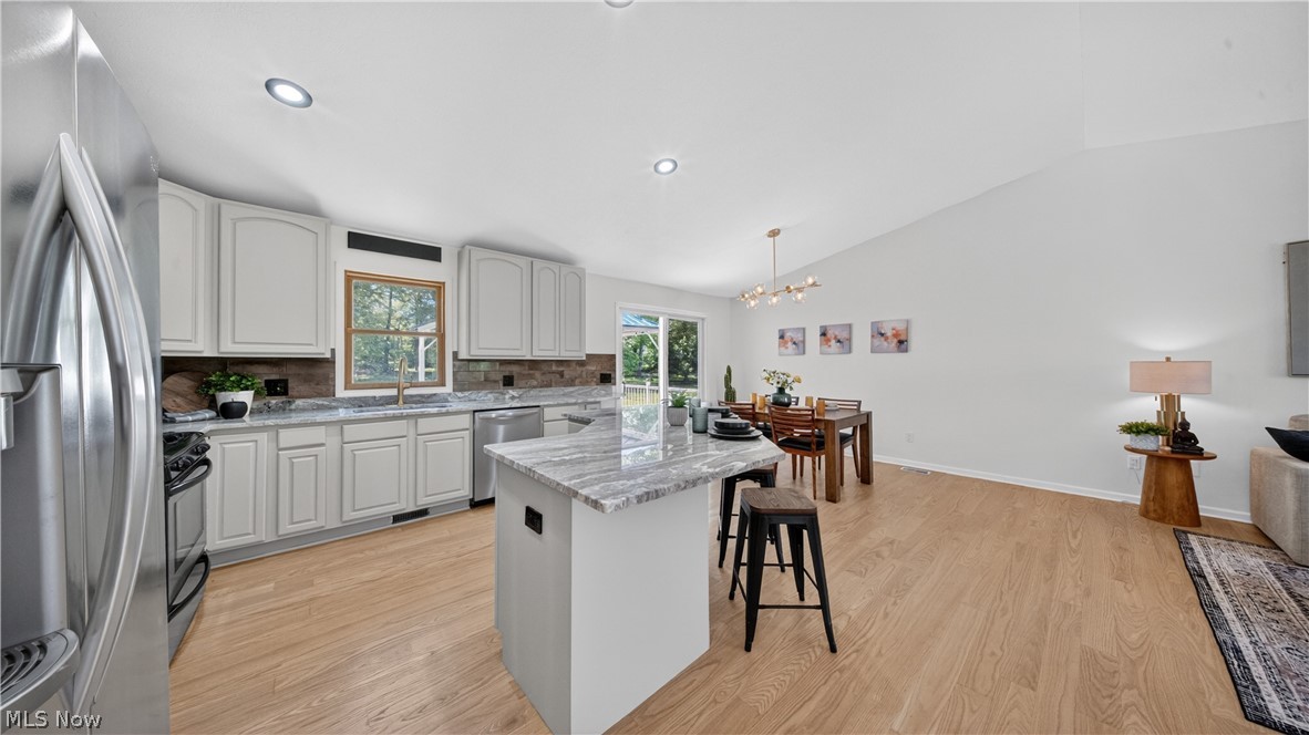10142 Hillcrest Road Kirtland OH 44094