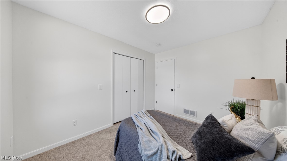 10142 Hillcrest Road Kirtland OH 44094