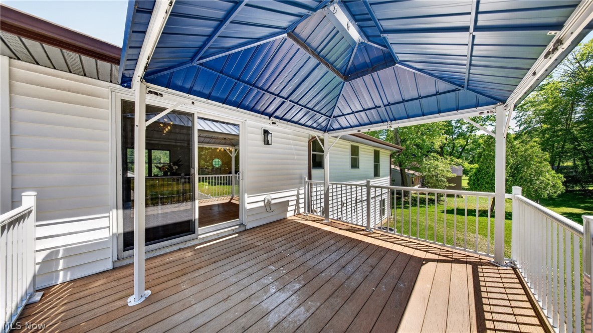 10142 Hillcrest Road Kirtland OH 44094