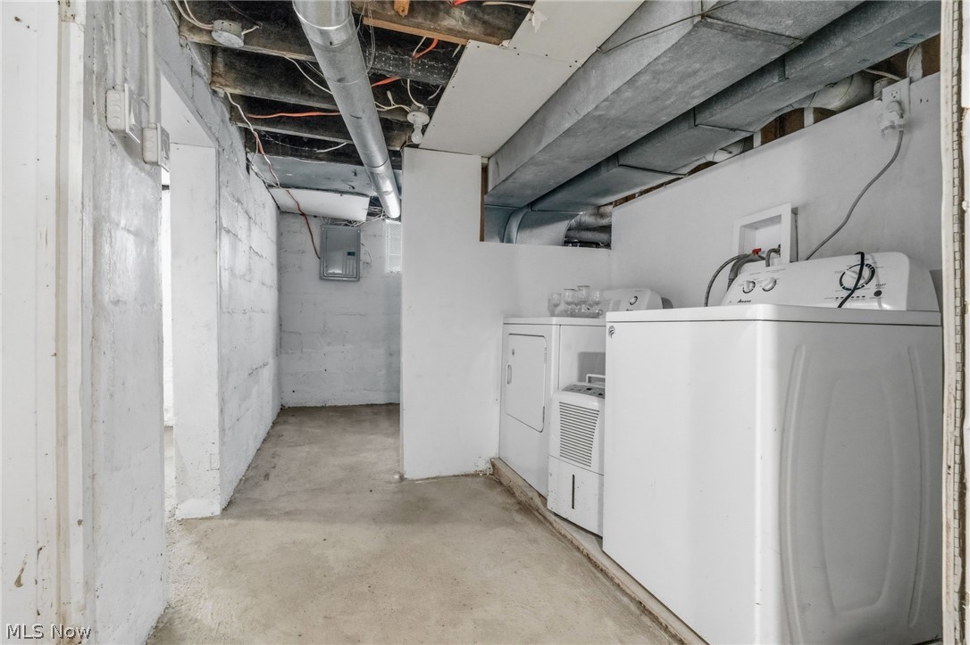 58 1st Street Campbell OH 44405