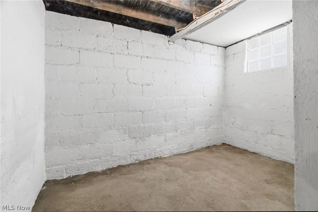 58 1st Street Campbell OH 44405