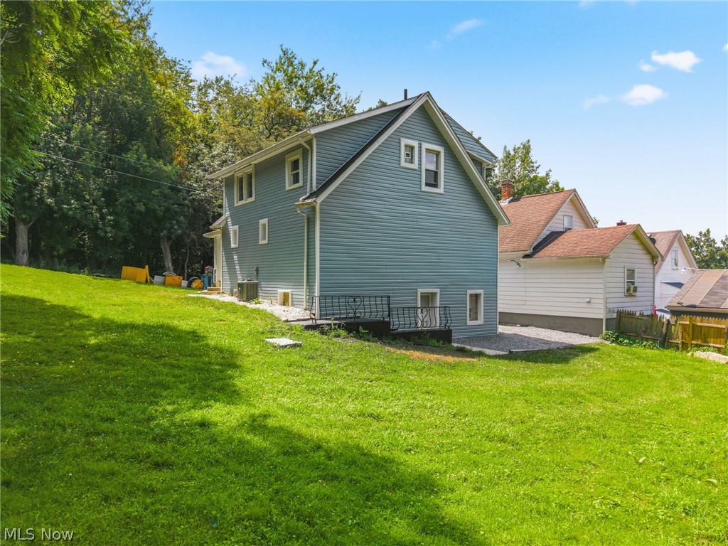 58 1st Street Campbell OH 44405