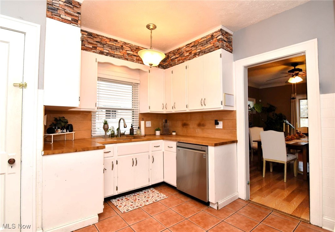 2621 S Taylor Road Cleveland Heights OH 44118