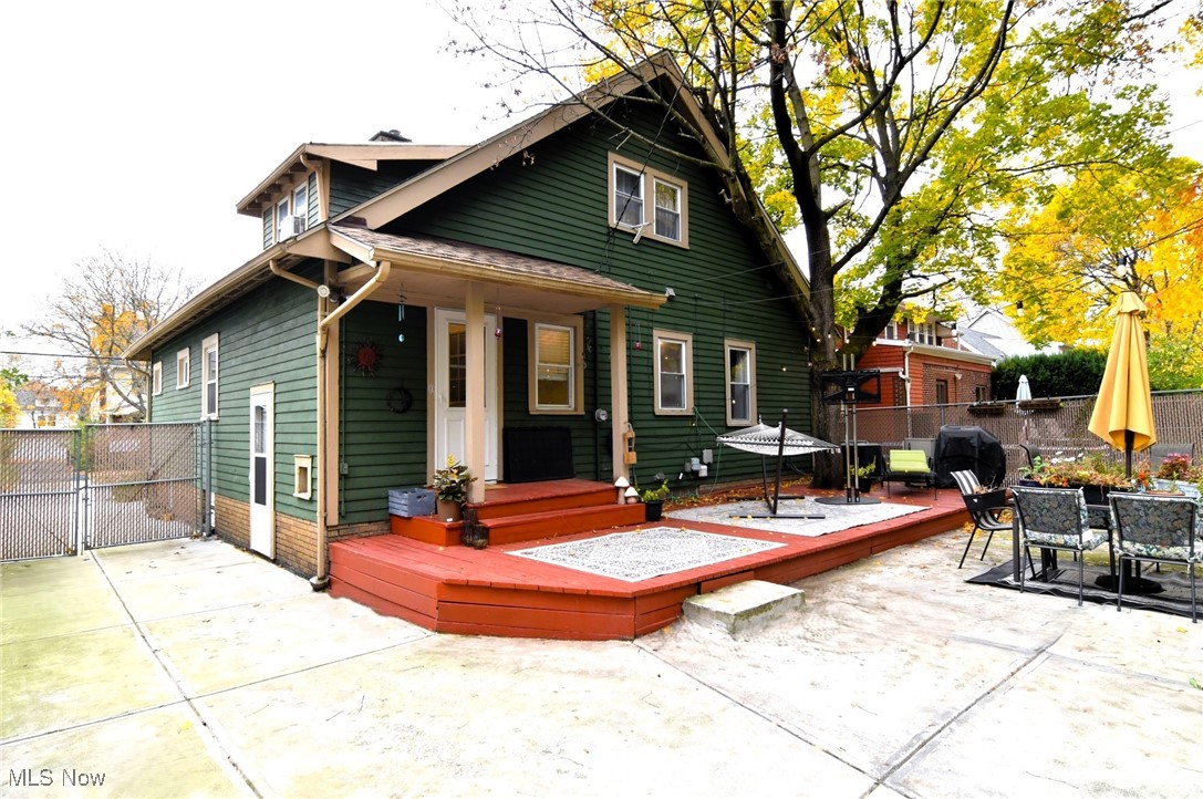 2621 S Taylor Road Cleveland Heights OH 44118