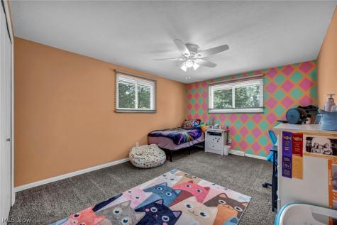 6957 Greenbriar Drive Parma Heights OH 44130