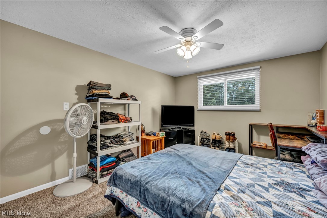 6957 Greenbriar Drive Parma Heights OH 44130
