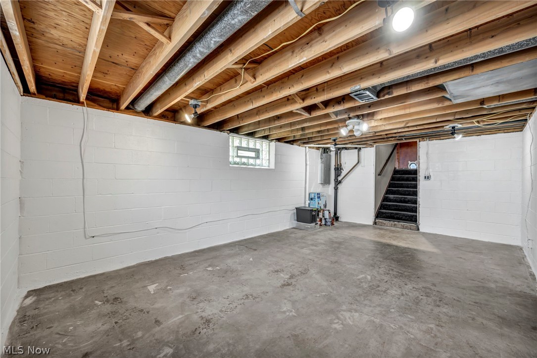 6957 Greenbriar Drive Parma Heights OH 44130