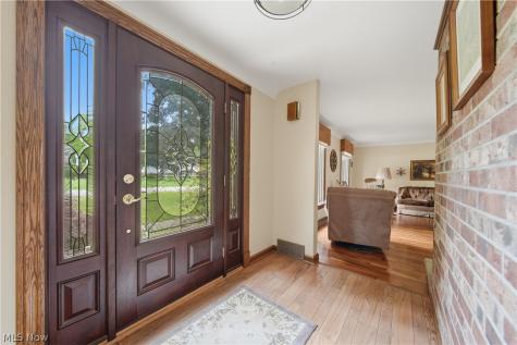 6118 Wiclif Street NE Canton OH 44721