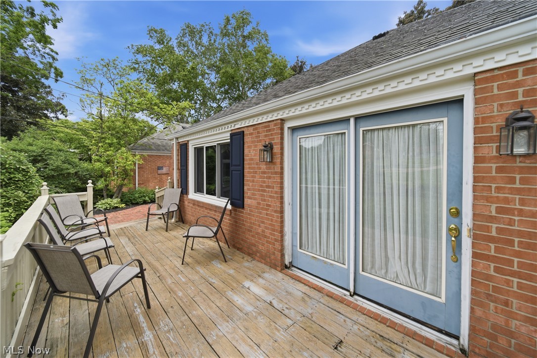 6118 Wiclif Street NE Canton OH 44721