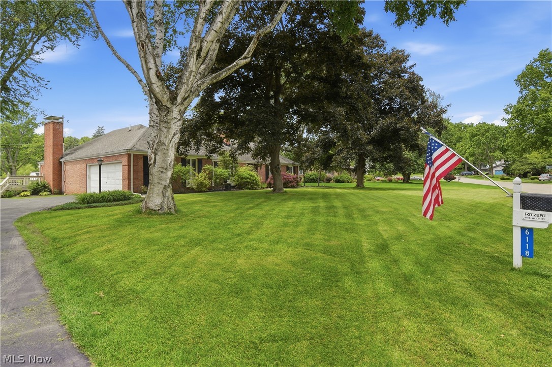 6118 Wiclif Street NE Canton OH 44721