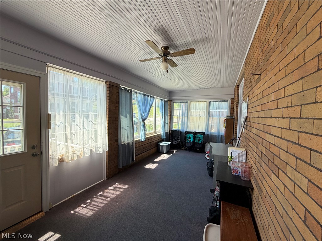 605 Mckinnon Avenue East Liverpool OH 43920