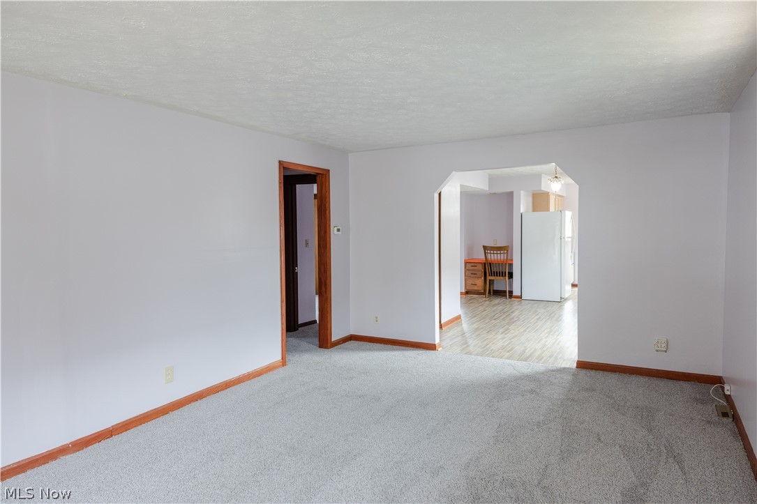 1177 Neptune Avenue Akron OH 44301