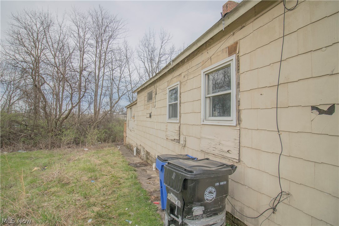 9207 Cannon Avenue Cleveland OH 44105