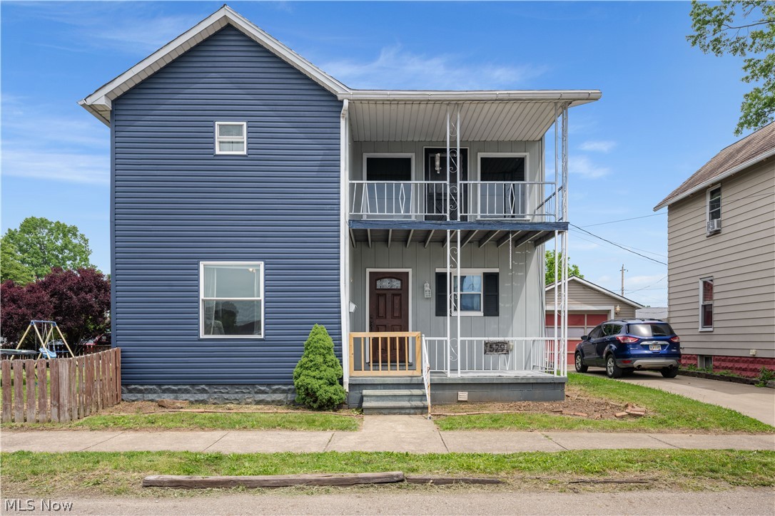 529 Park Avenue NW New Philadelphia OH 44663