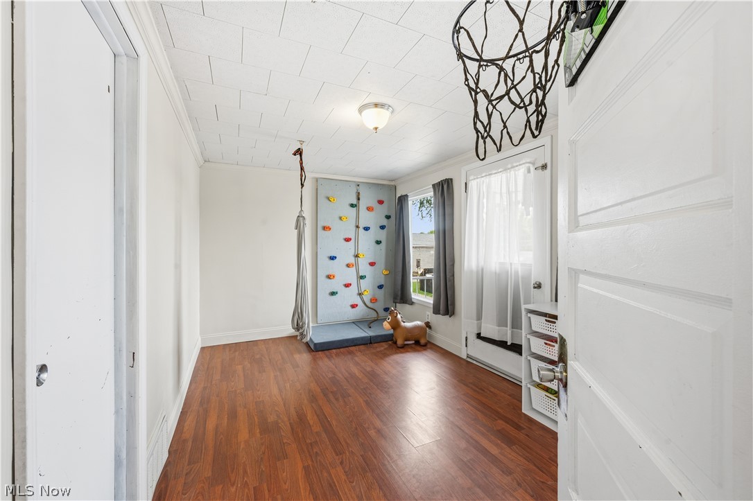 529 Park Avenue NW New Philadelphia OH 44663