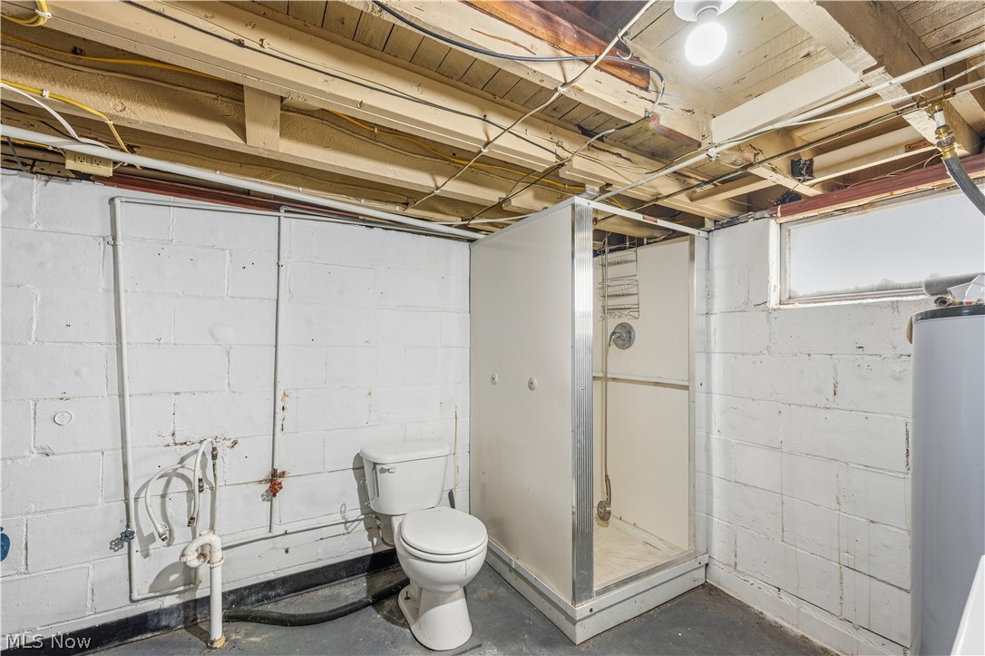 529 Park Avenue NW New Philadelphia OH 44663
