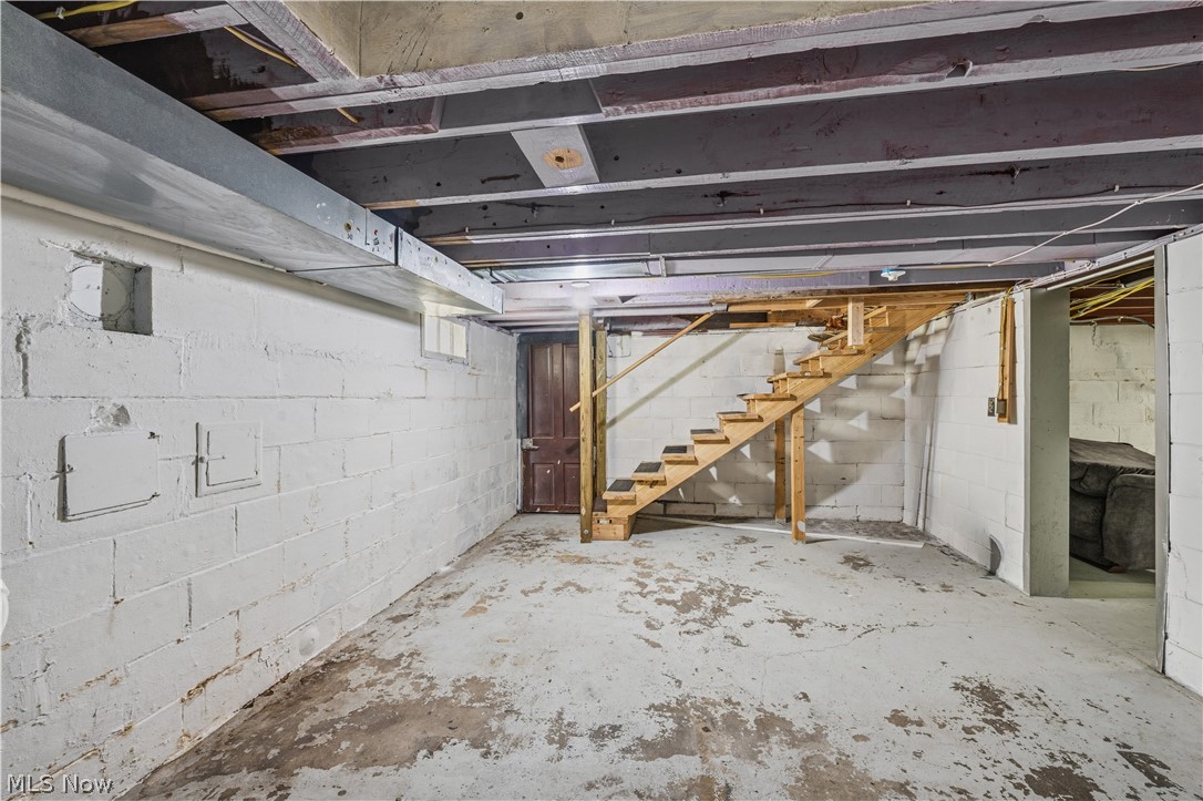 529 Park Avenue NW New Philadelphia OH 44663