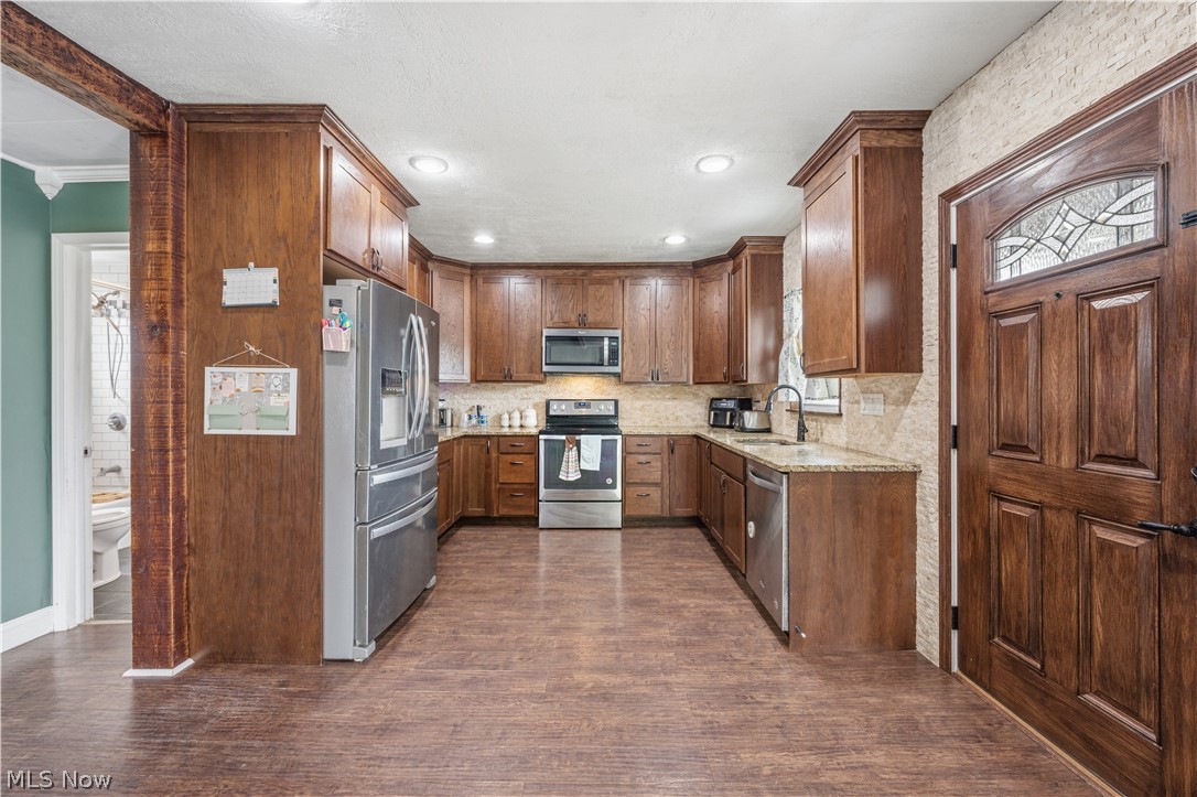 529 Park Avenue NW New Philadelphia OH 44663