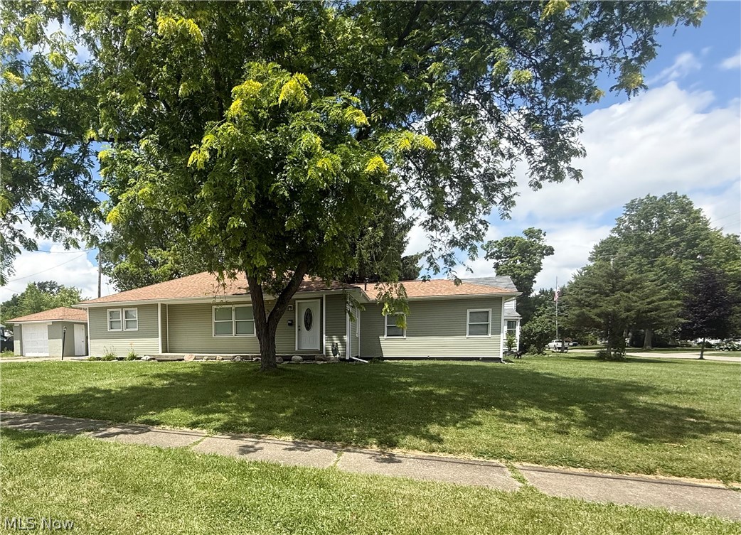 419 Dickson Street Wellington OH 44090