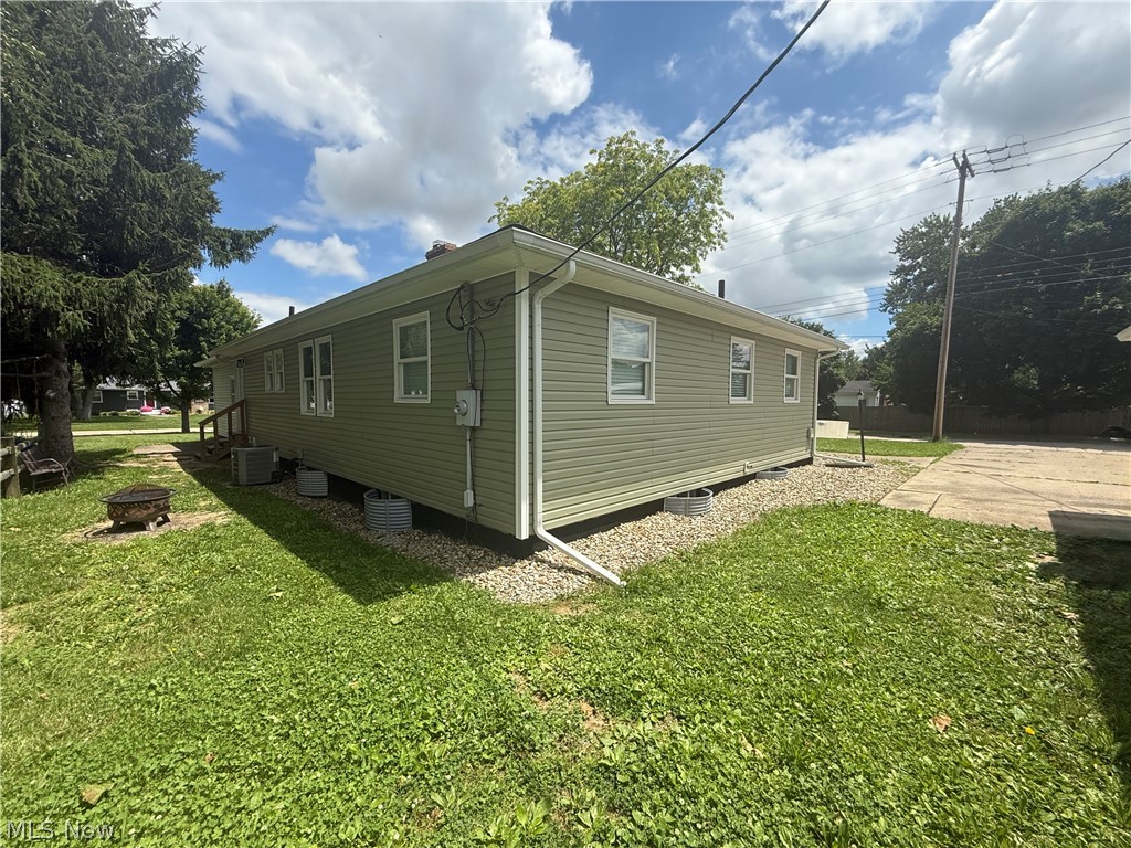 419 Dickson Street Wellington OH 44090