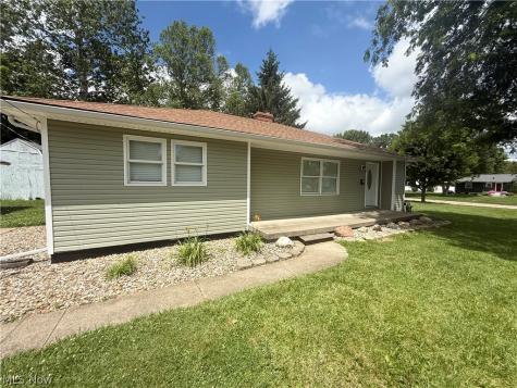 419 Dickson Street Wellington OH 44090