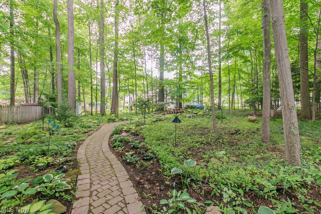 8241 Starburst Road Mentor OH 44060
