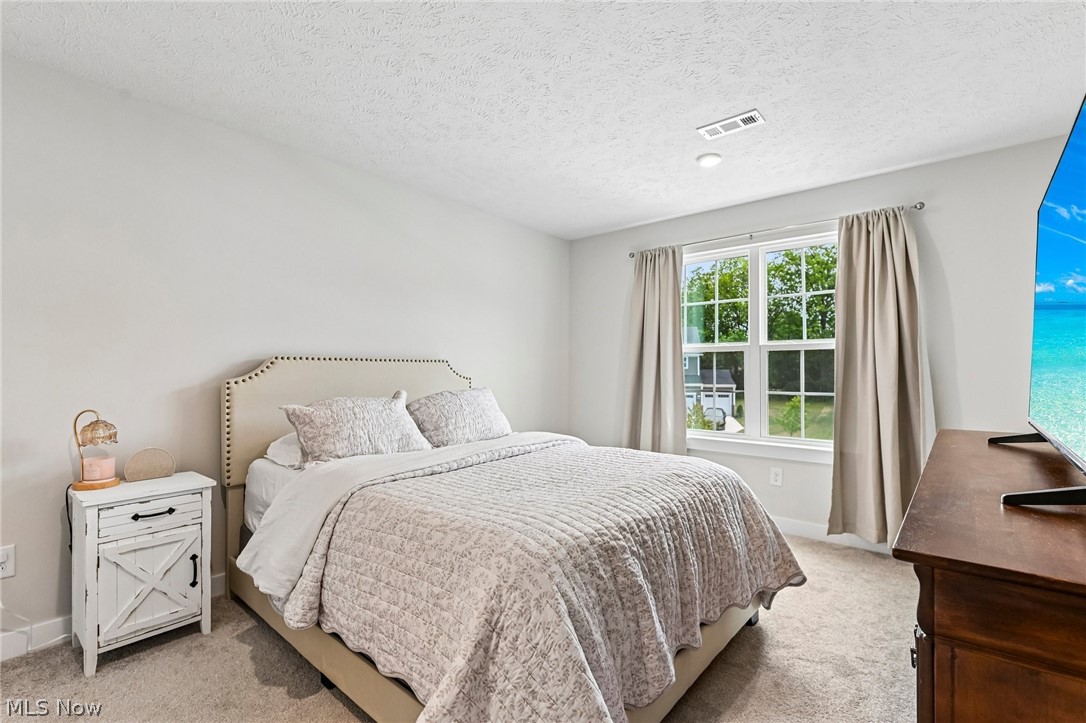 5580 Whispering Pines Lane Sheffield Village OH 44054
