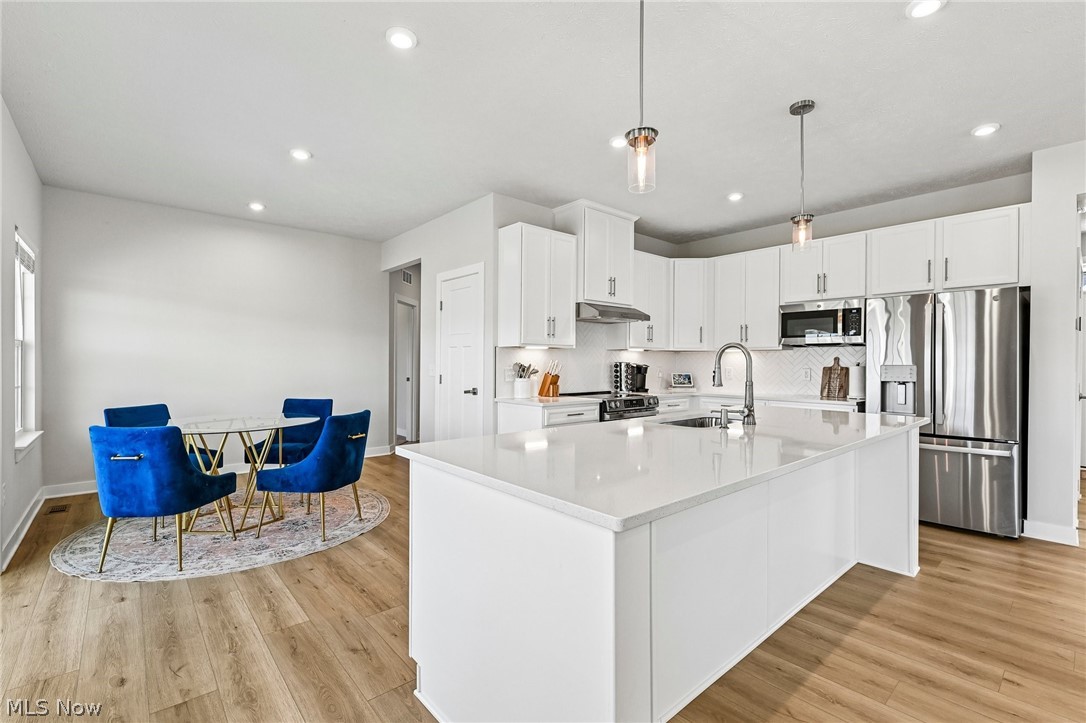 5580 Whispering Pines Lane Sheffield Village OH 44054