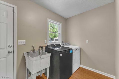 5284 Case Road North Ridgeville OH 44039