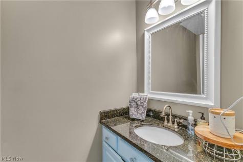 5284 Case Road North Ridgeville OH 44039