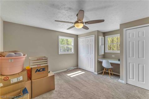 5284 Case Road North Ridgeville OH 44039