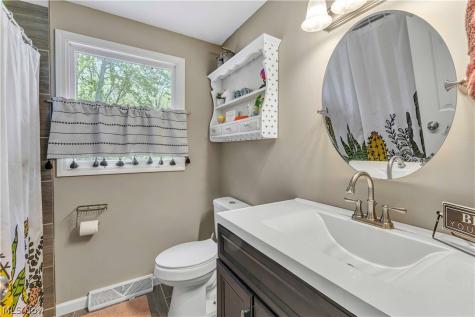 5284 Case Road North Ridgeville OH 44039