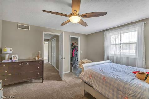 5284 Case Road North Ridgeville OH 44039