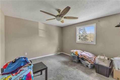 5284 Case Road North Ridgeville OH 44039