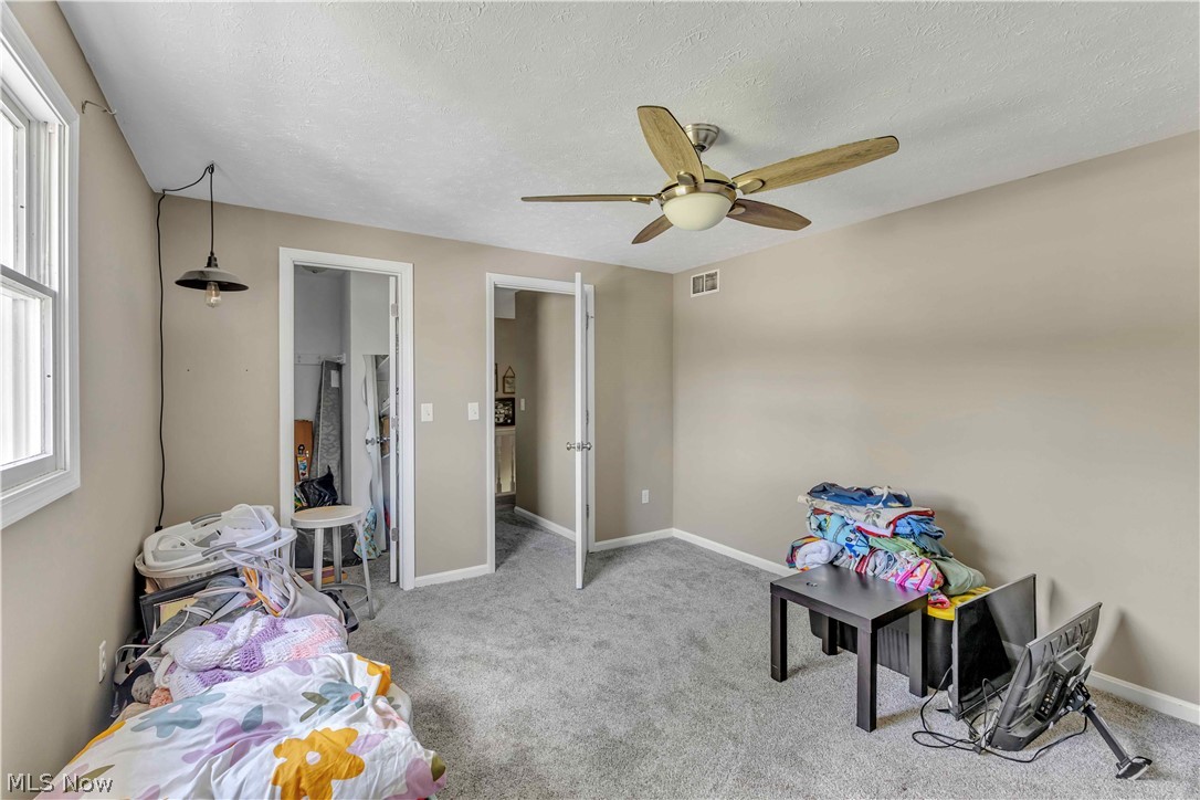 5284 Case Road North Ridgeville OH 44039