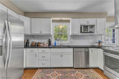 5284 Case Road North Ridgeville OH 44039