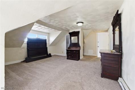 2182 E 80th Street Cleveland OH 44103