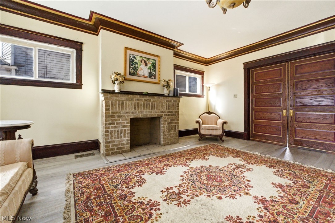2182 E 80th Street Cleveland OH 44103