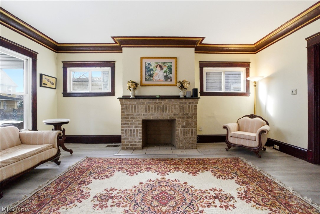 2182 E 80th Street Cleveland OH 44103