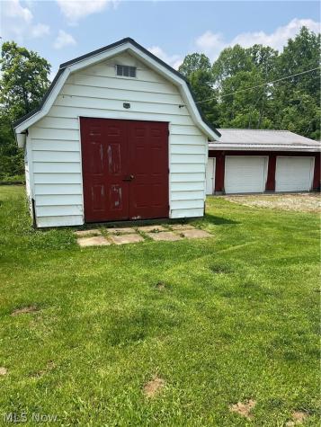 2547 Industry Road Atwater OH 44201