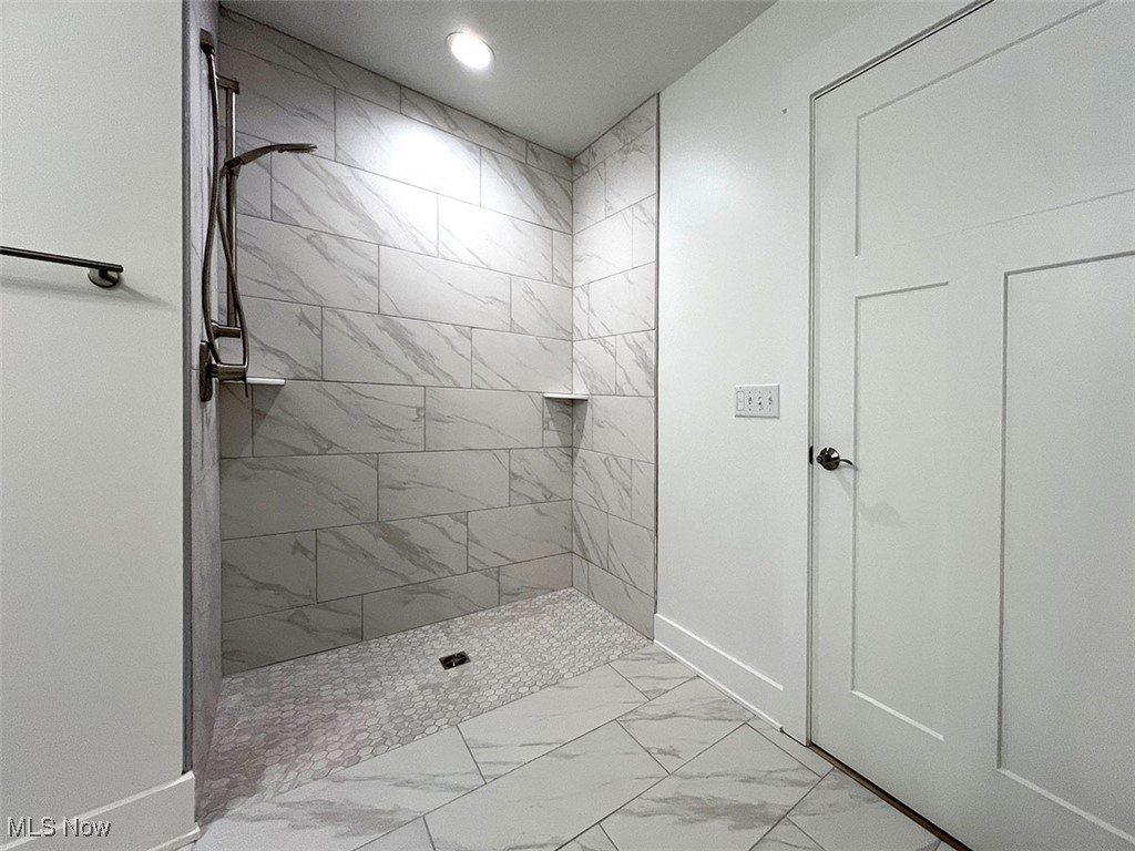 3637 Menlo Road Shaker Heights OH 44120