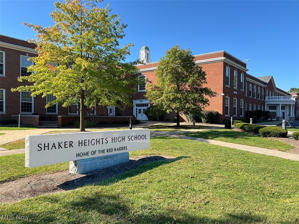 3637 Menlo Road Shaker Heights OH 44120