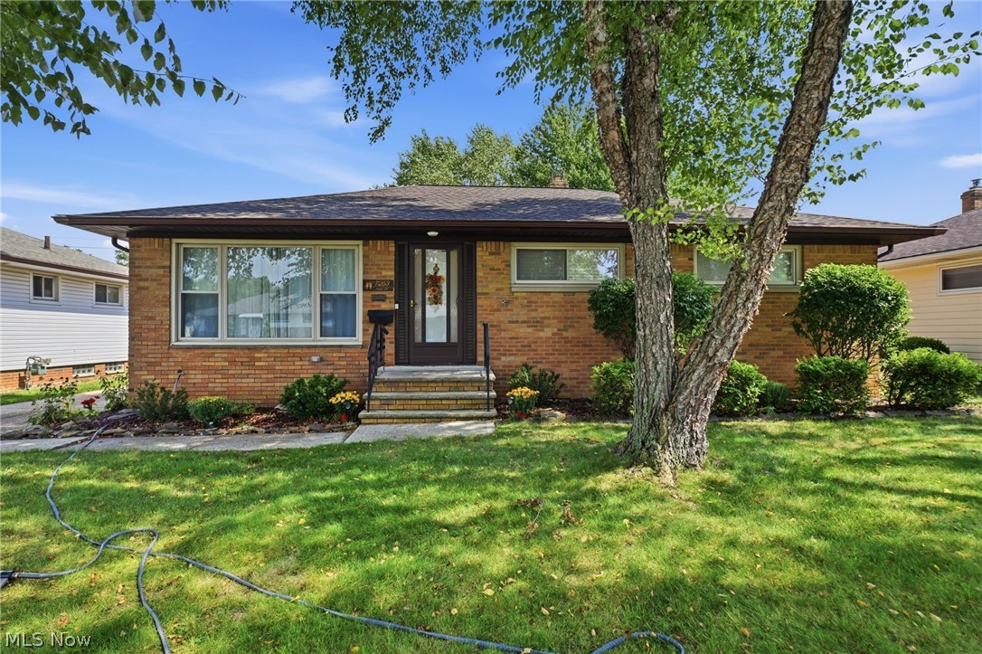 7263 Oakwood Road Parma OH 44130