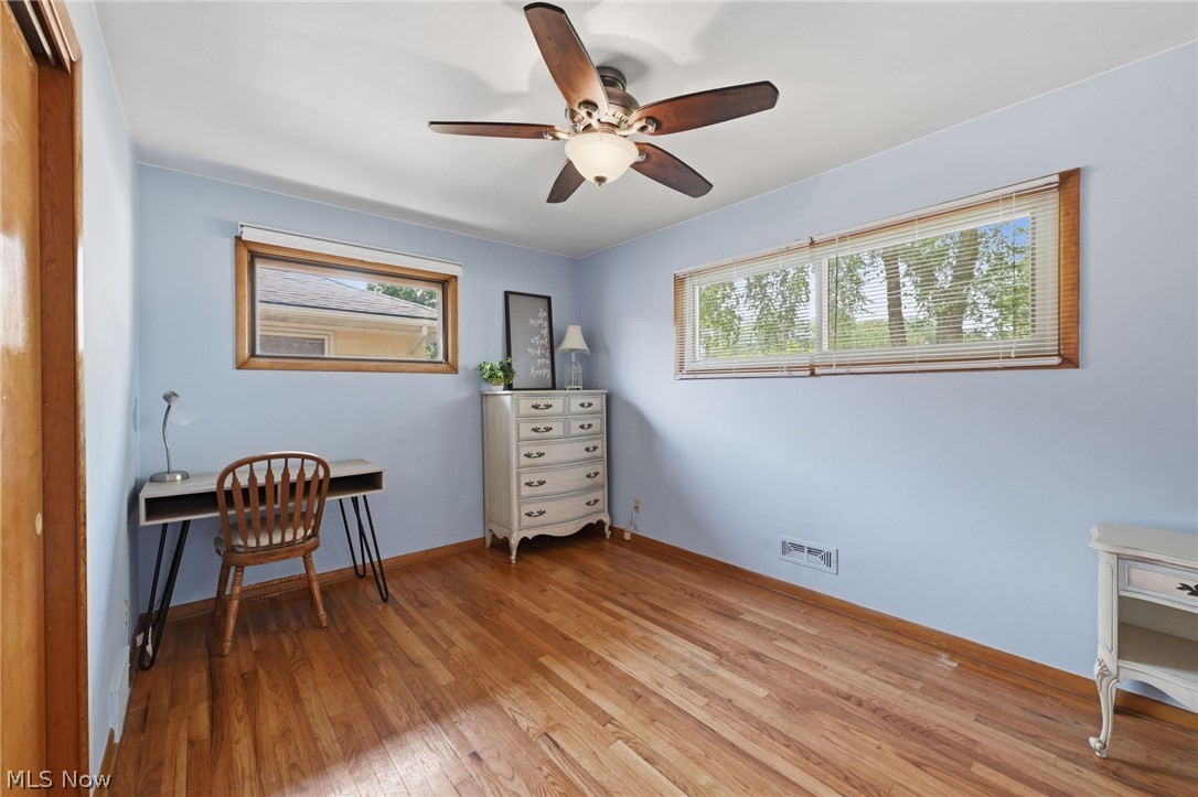 7263 Oakwood Road Parma OH 44130
