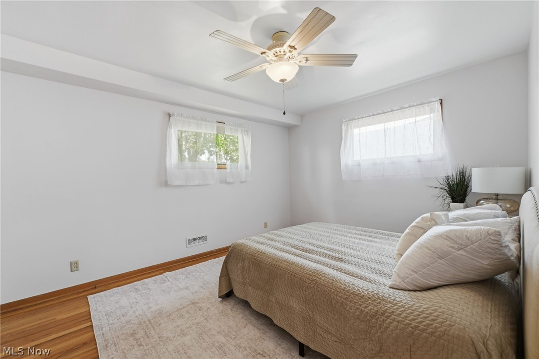 7263 Oakwood Road Parma OH 44130